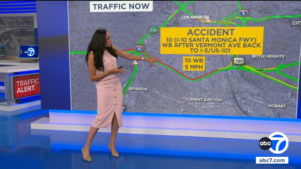 Traffic alert: Pedestrian struck, killed on 10 Freeway in Mid-City