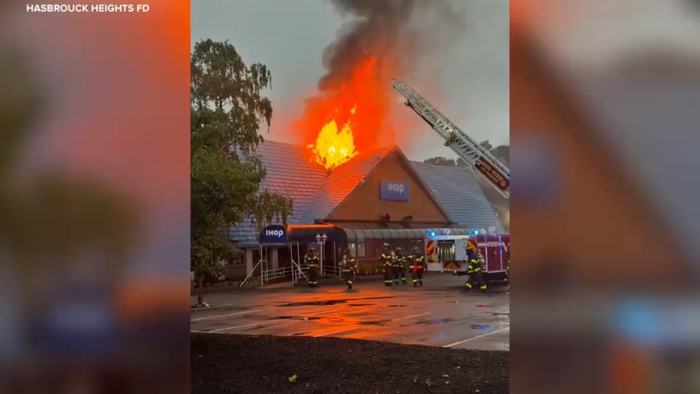 Flames tear through NJ IHOP
