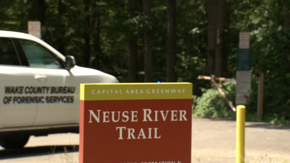 Man's body found in Neuse River near Raleigh Beach