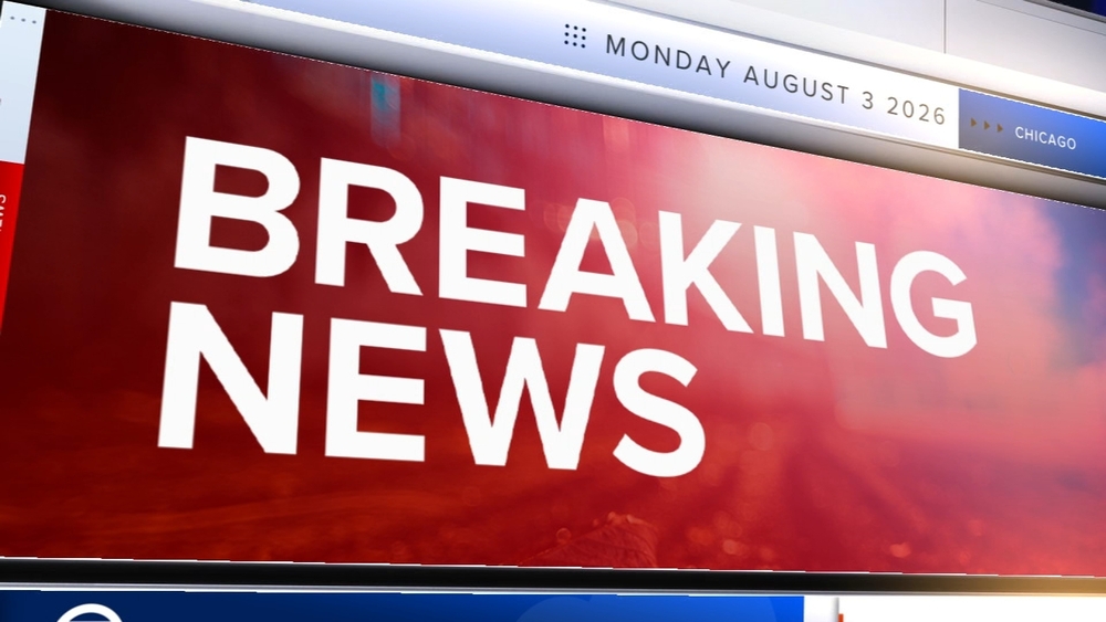 3 hospitalized after boat capsizes along Chicago lakefront: CFD