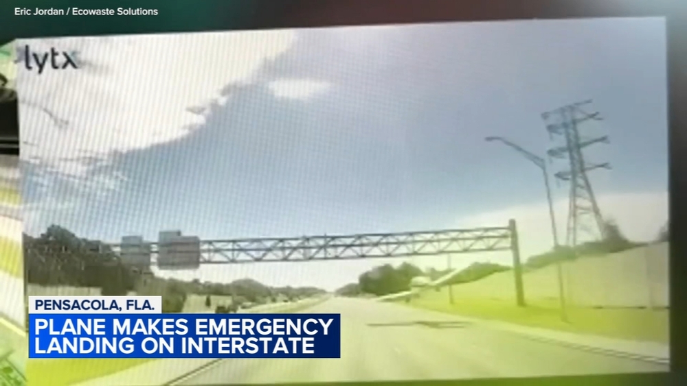 Small plane makes emergency landing on I-10 in Florida