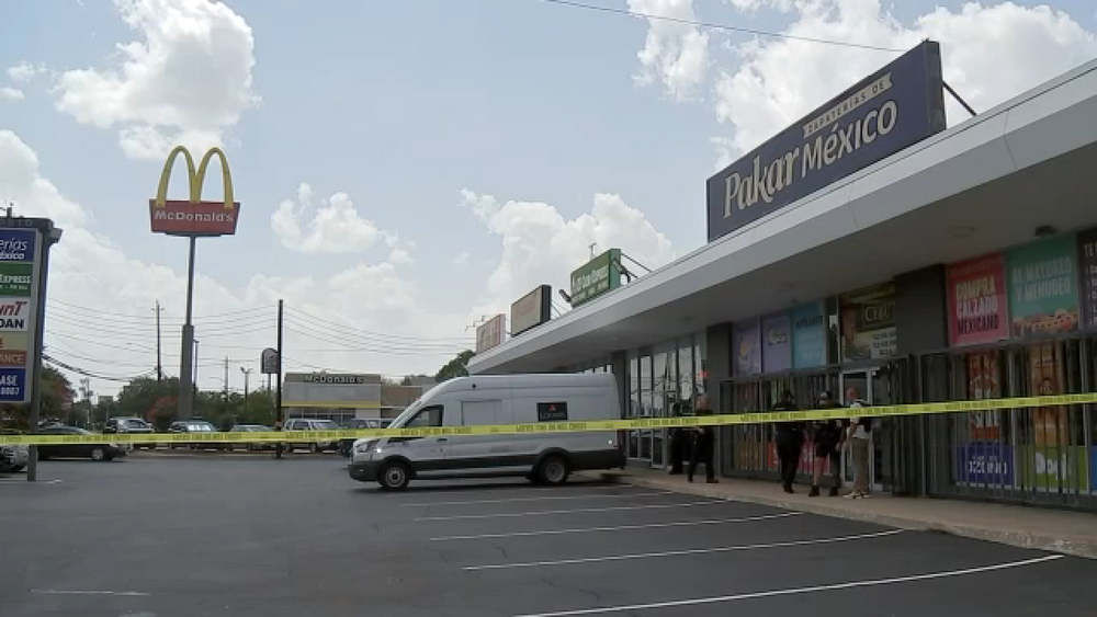 2 teens shot by guard during attempted robbery of armored truck: HPD