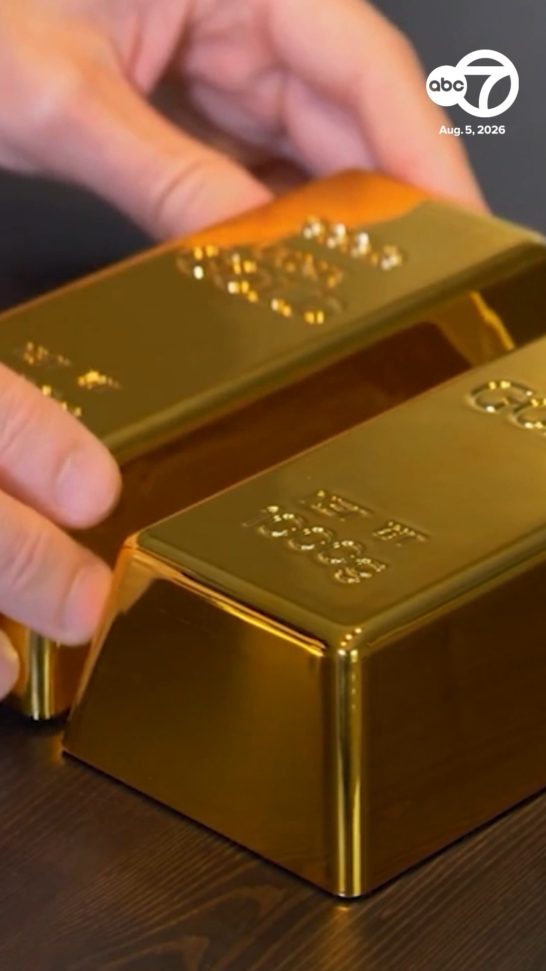 Scammers target older New Yorkers, steal $100M+ in gold bar scheme