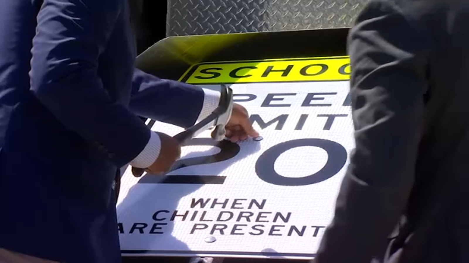 Fresno becomes first CA city to reduce school zone speed limits to 20mph