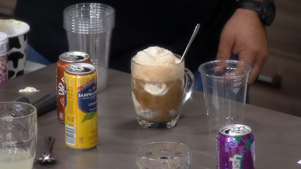 How to build a perfect root beer float