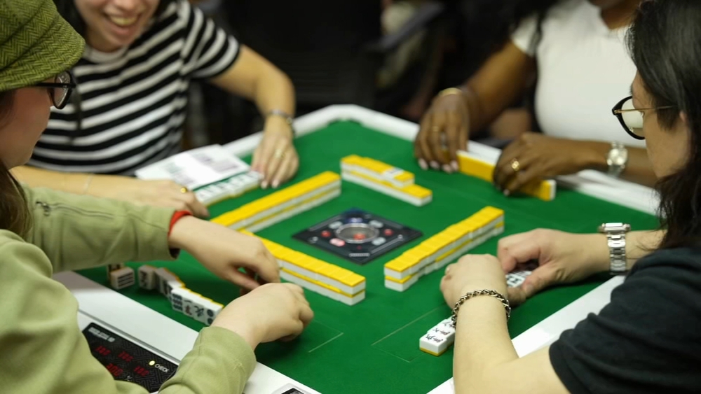Mahjong clubs see surge in popularity among younger adults
