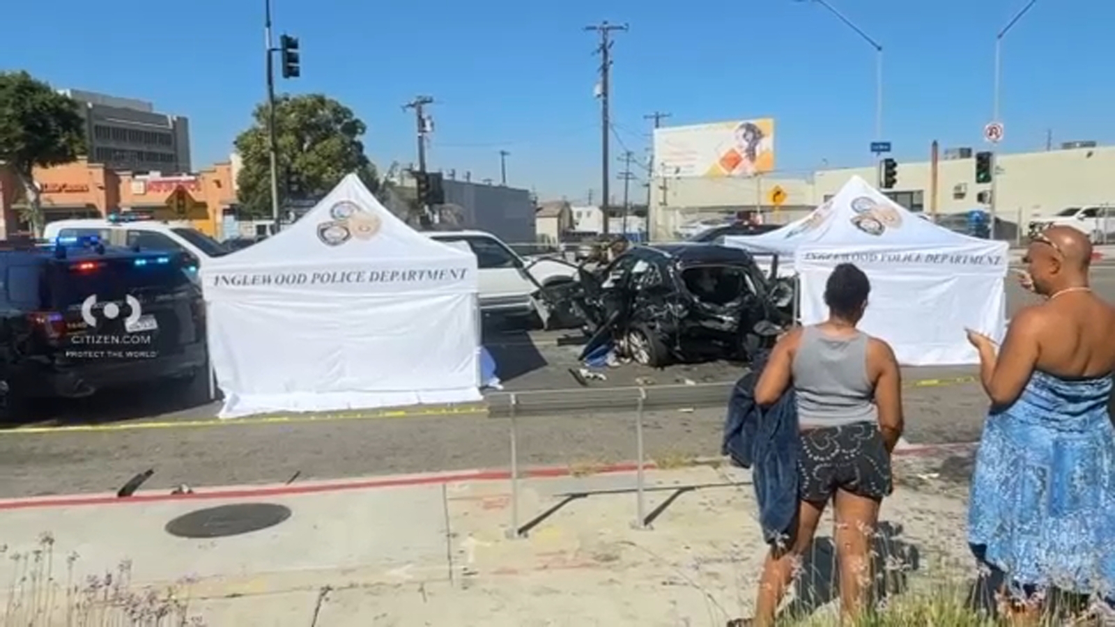 2 killed in multi-car crash in Inglewood intersection