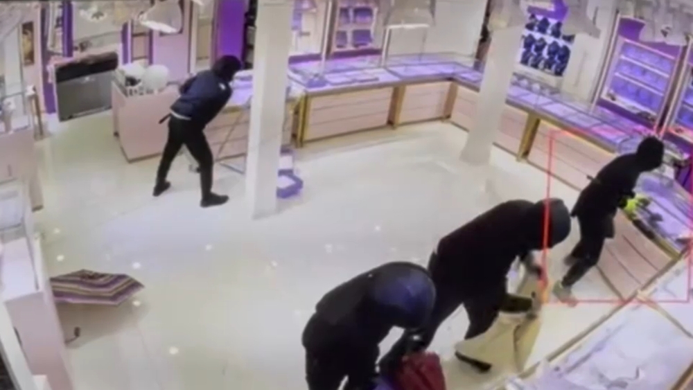 Nearly a million in jewels stolen from shop in Woodbridge, NJ