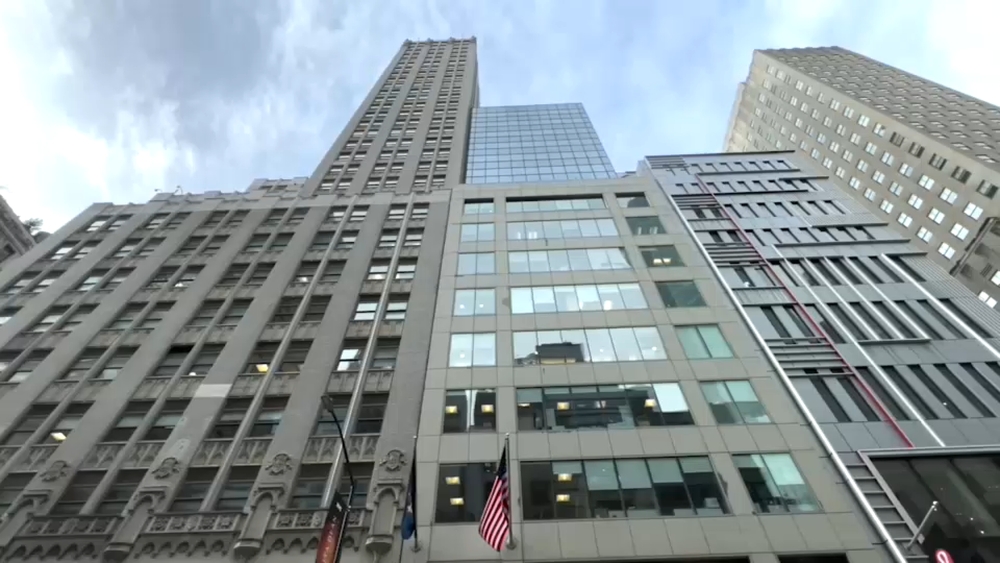 Pause ordered on NYC's pied-a-terre tax