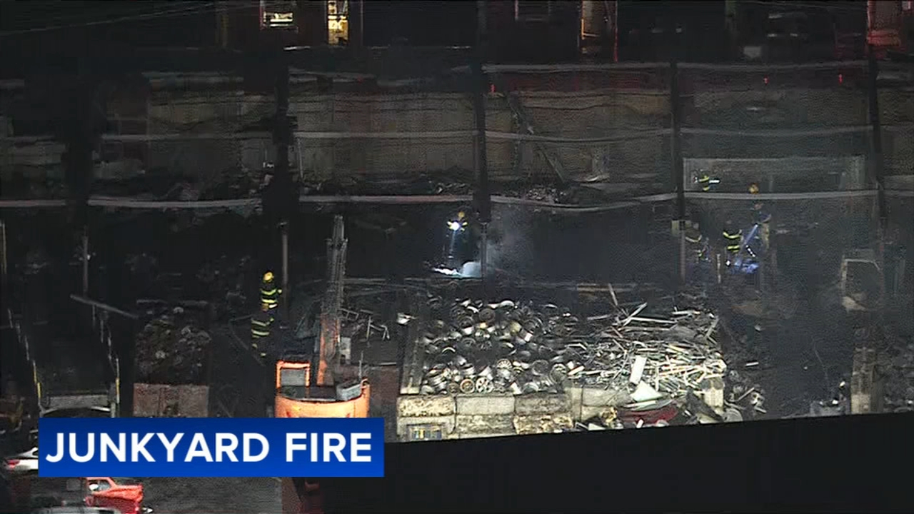 Junkyard fire causes smoky conditions in Hunting Park
