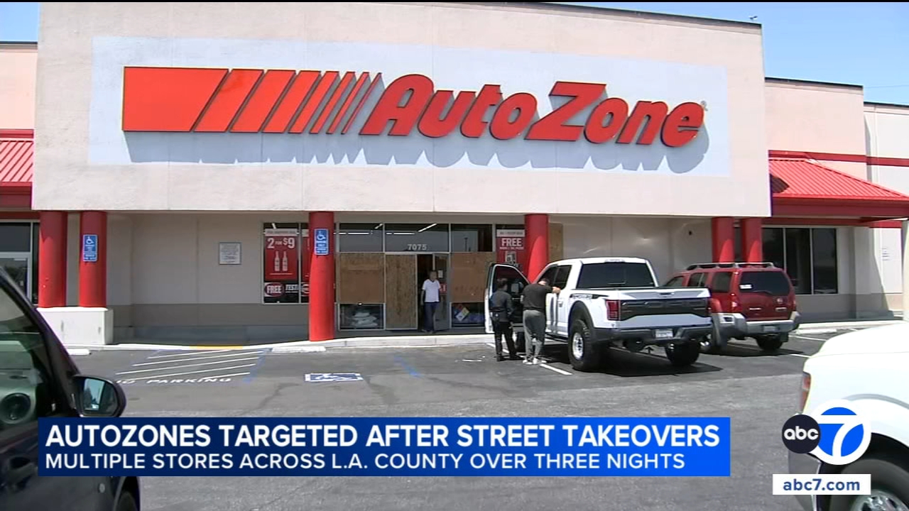 4 arrested after AutoZone, Spirit Halloween burglarized in Downey
