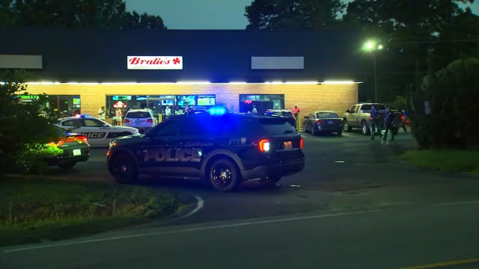Man shot at Durham sports bar