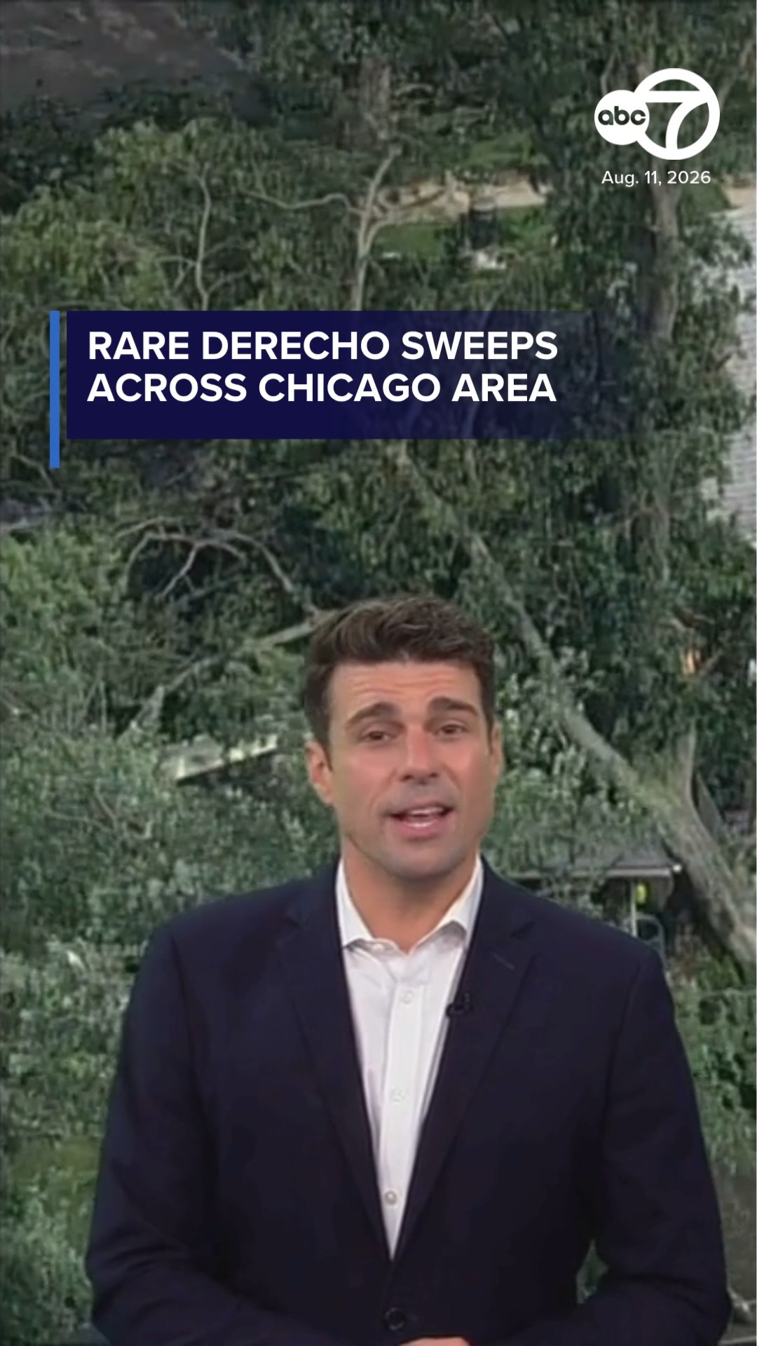 Rare derecho sweeps across Chicago area