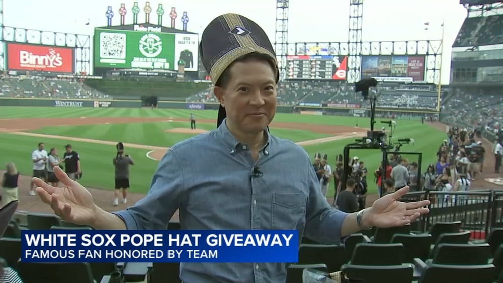 White Sox fans in 'Pope hats' celebrate papal-themed night at the Rate