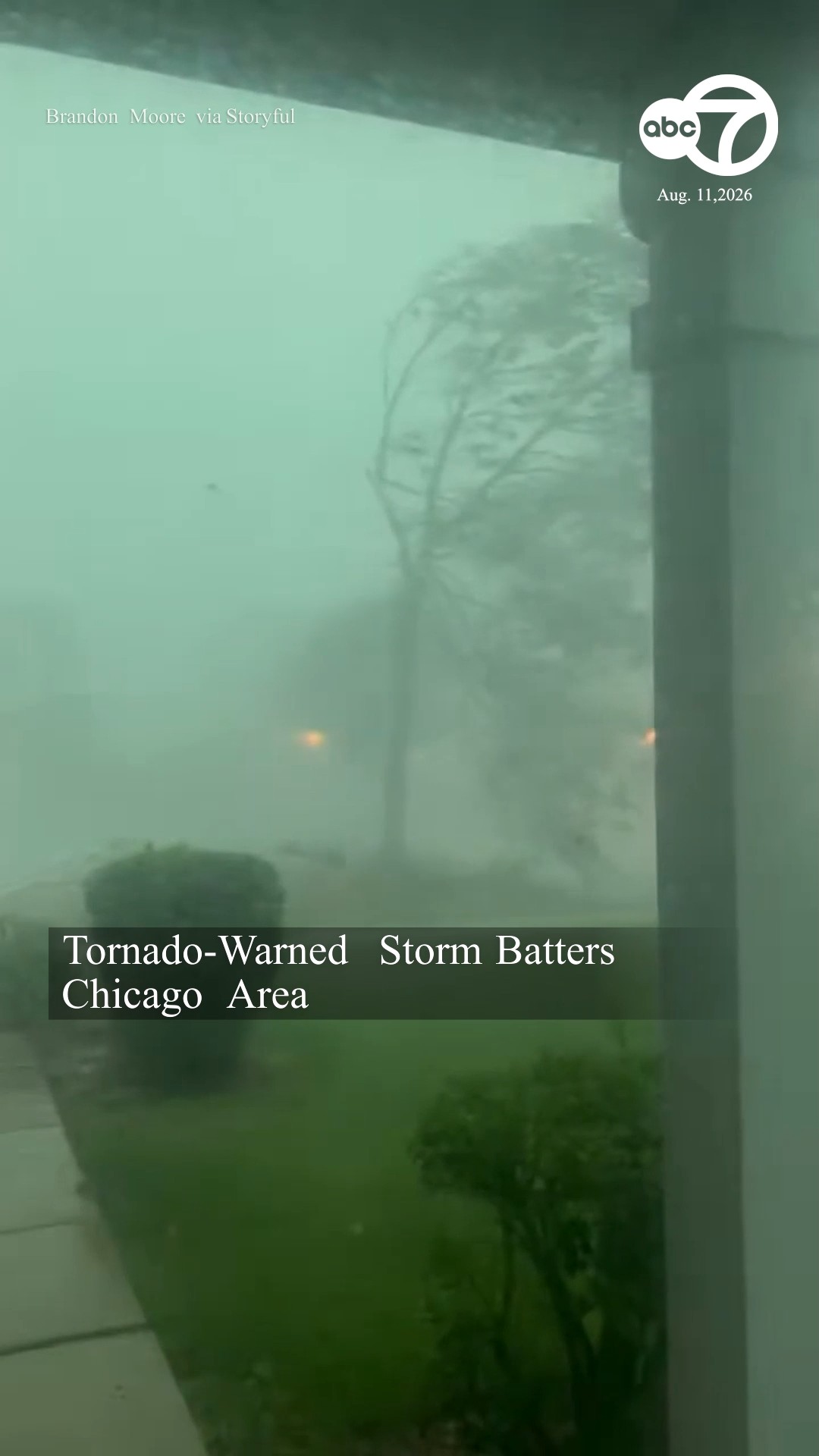Tornado-Warned Storm Batters Chicago Area
