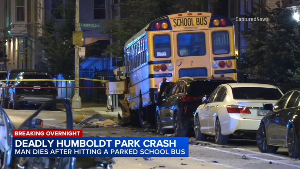 Man dies after crashing into parked school bus in Humboldt Park: CPD