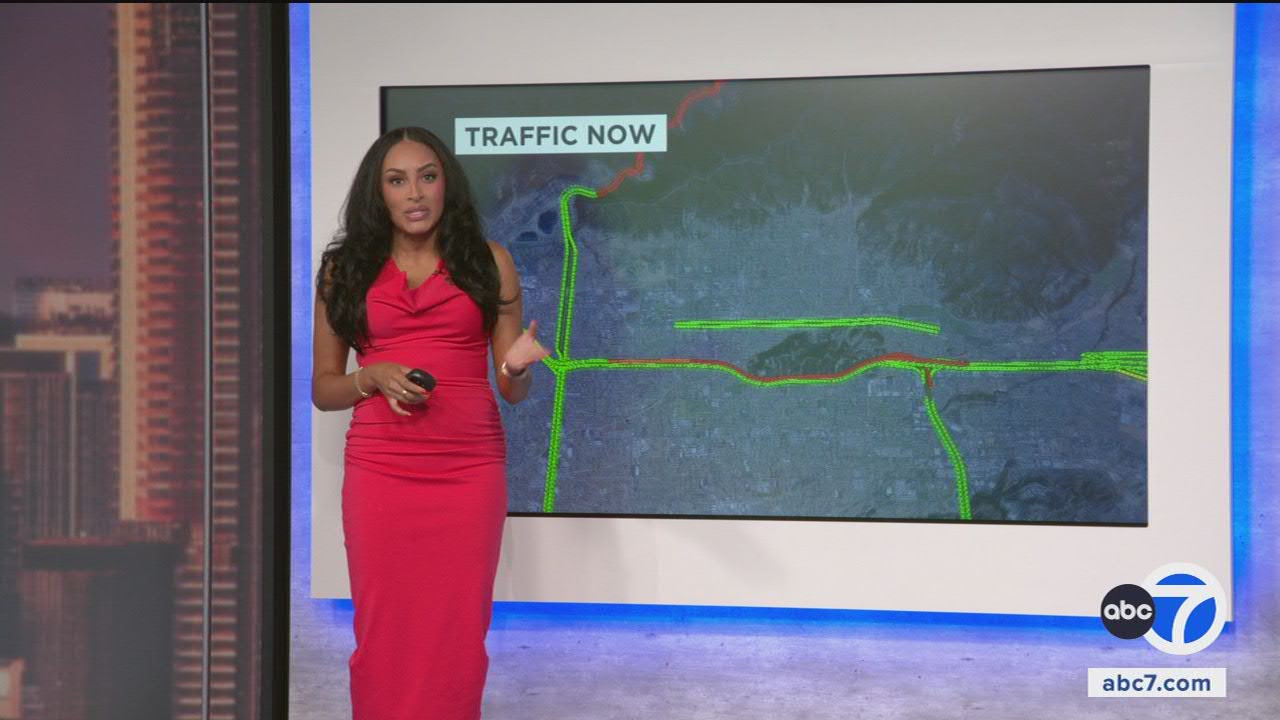 Fatal crash closes several lanes on WB 210 Fwy. in Azusa
