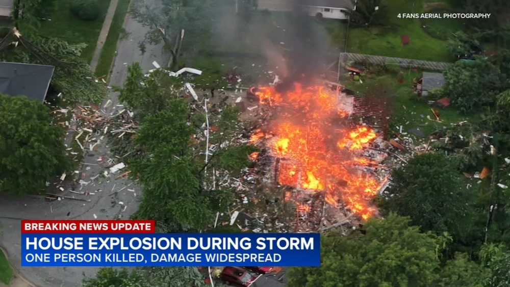 Home explosion kills 1 amid strong storms in Portage, Indiana