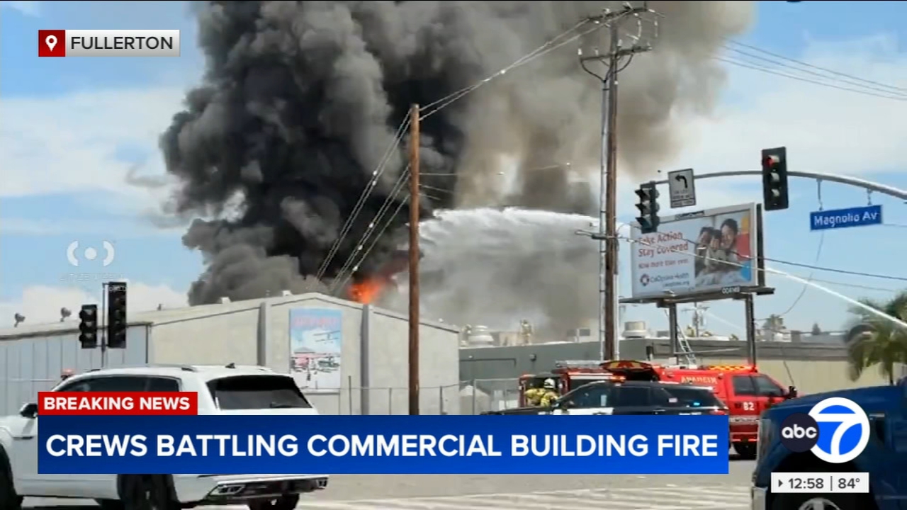 Dramatic fire erupts at Fullerton Municipal Airport