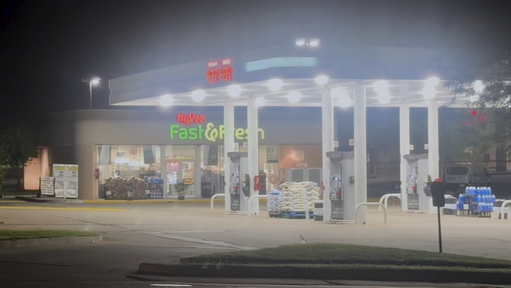 Quincy, Illinois gas station sells winning $1 billion Powerball ticket