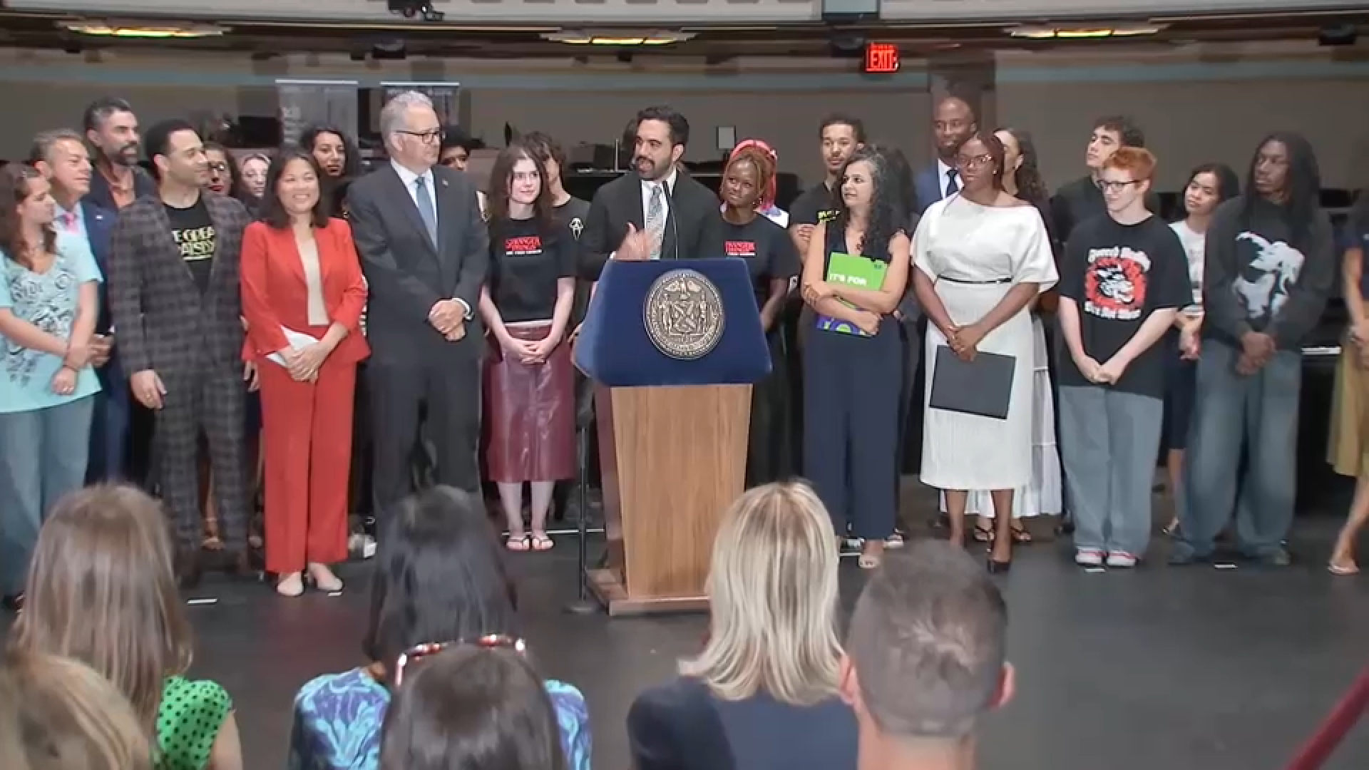 NYC high school students can enter lottery for free Broadway tickets