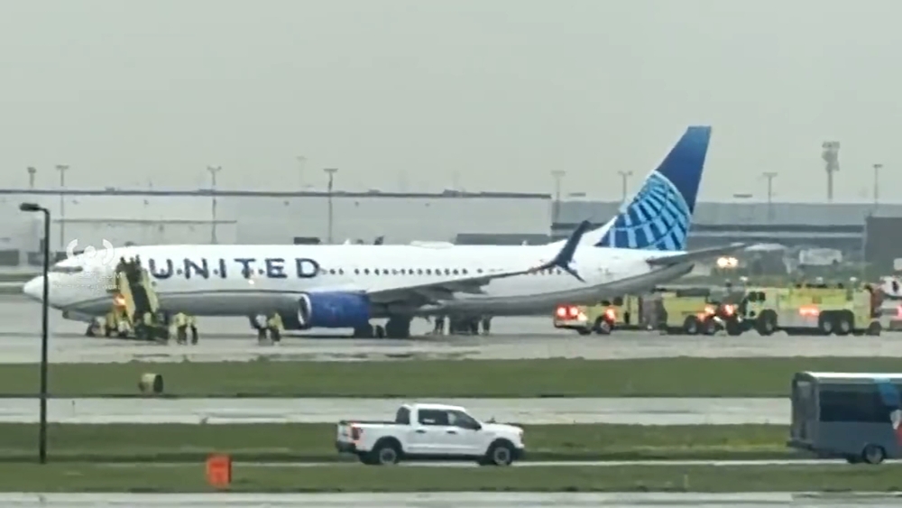 Emergency response involving United plane at O'Hare airport: VIDEO