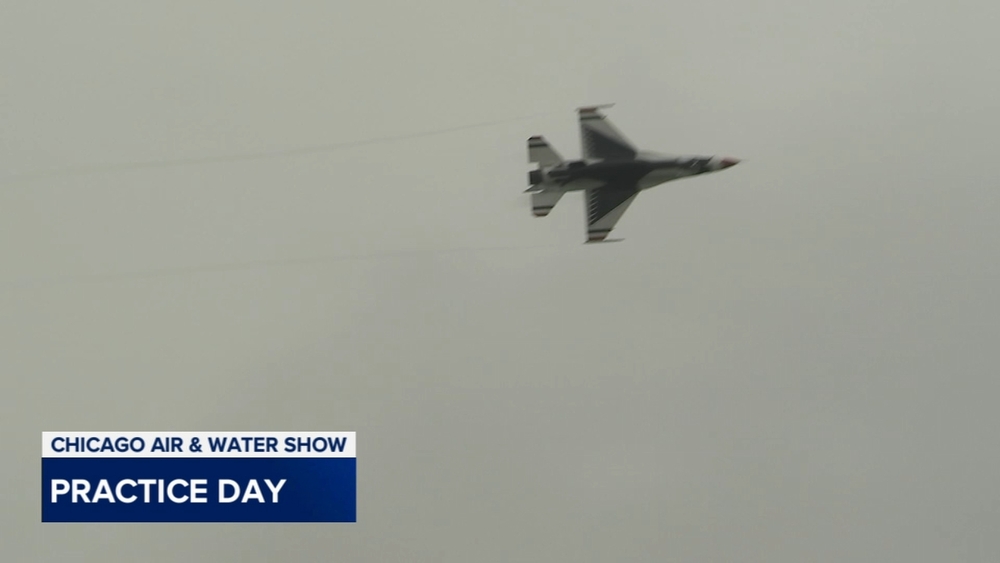 Thousands gather for Air and Water Show practice despite cloudy conditions