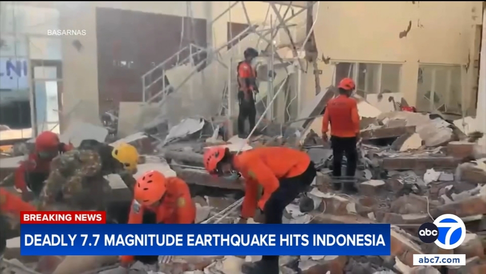 Deadly 7.7-magnitude earthquake hits Indonesia