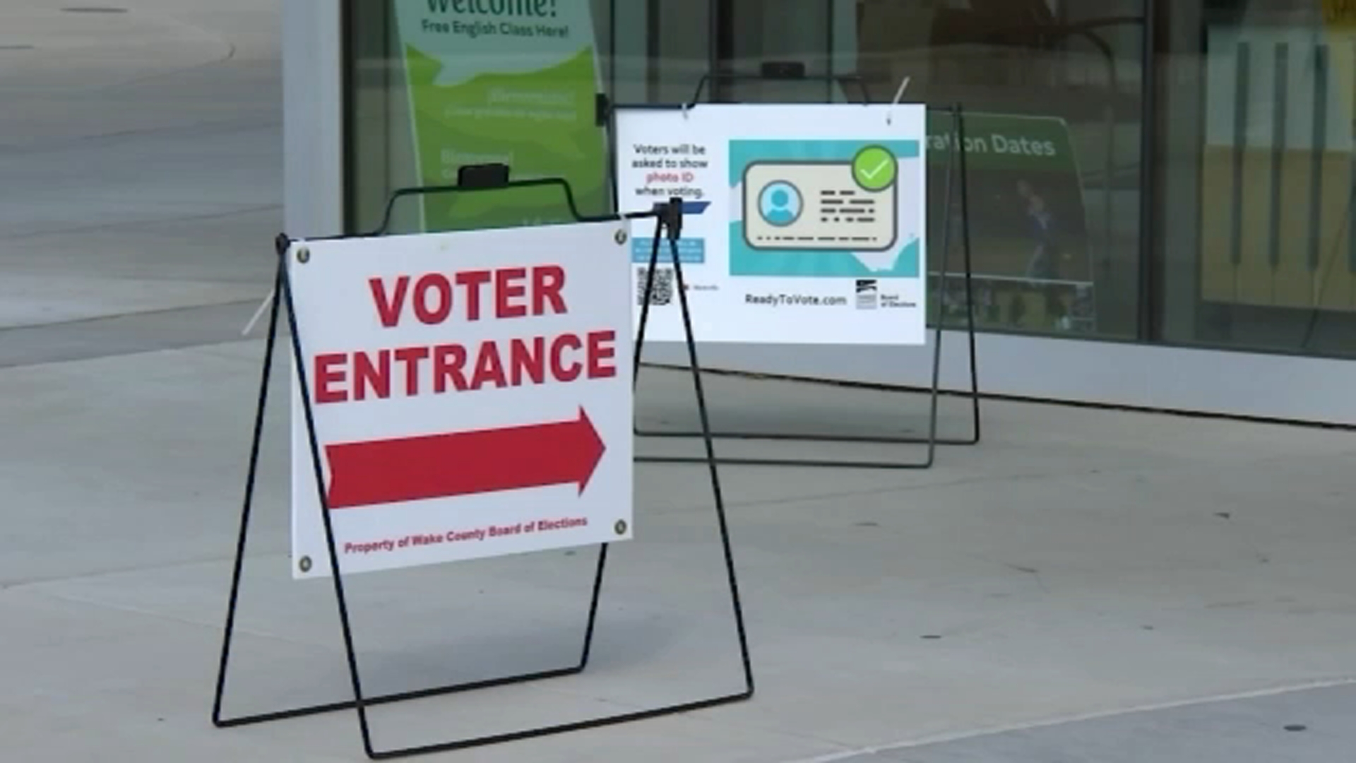 Cooper, Whatley meet with voters, talk affordability, public safety