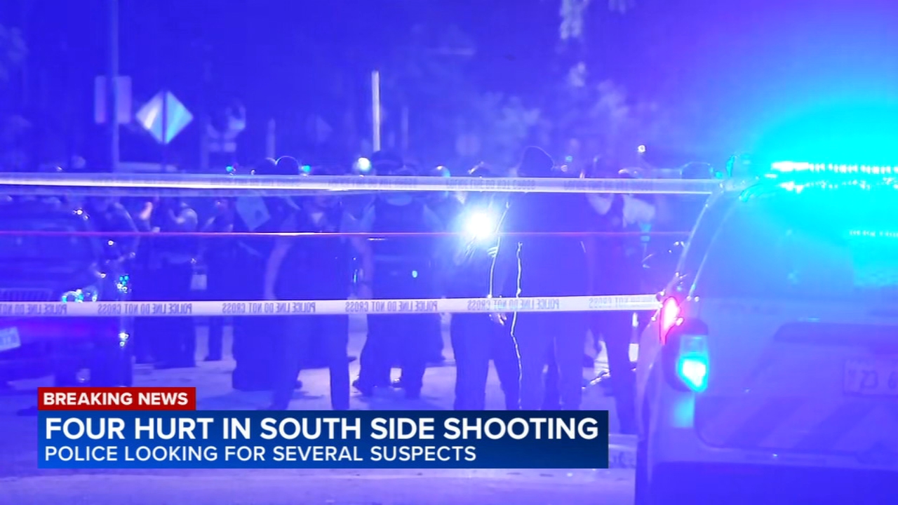 4 shot, 2 critically injured, on South Side: CPD