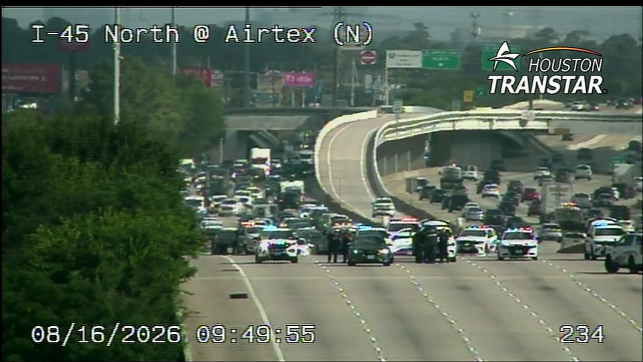 Traffic cameras show deputies take person into custody on North Freeway after apparent chase