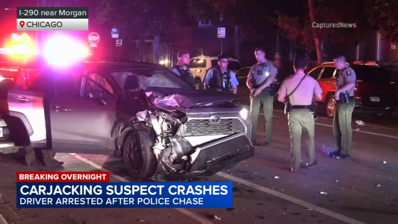 Driver in custody after West Side chase, crash: ISP