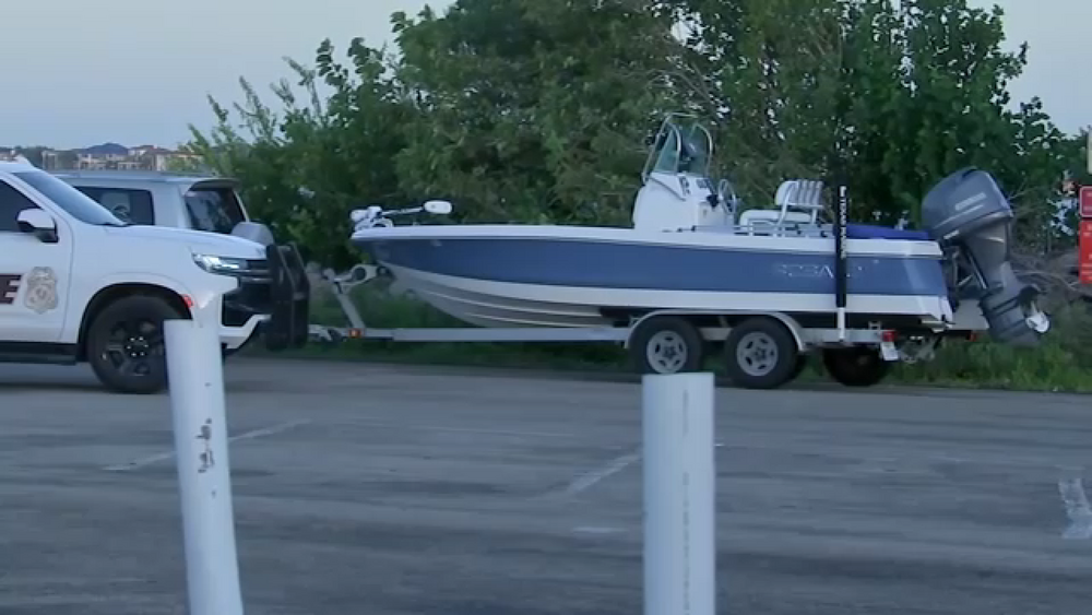 YouTuber 'Captain Crunch' stabbed while videoing boaters at dock: HCSO