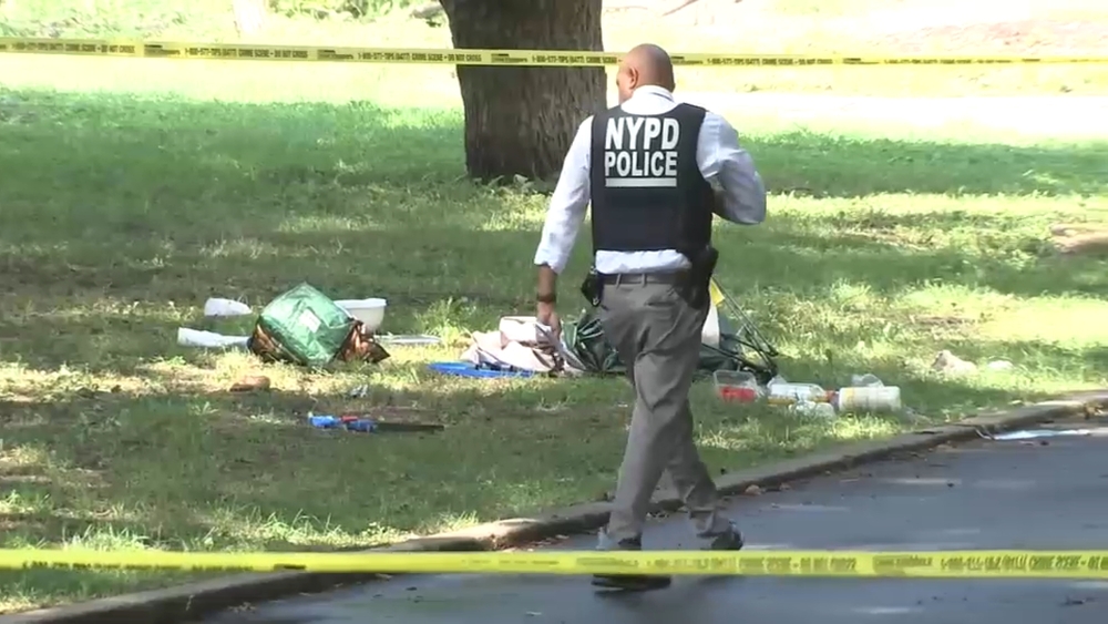 30-year-old woman fatally stabbed during dispute in Brooklyn park