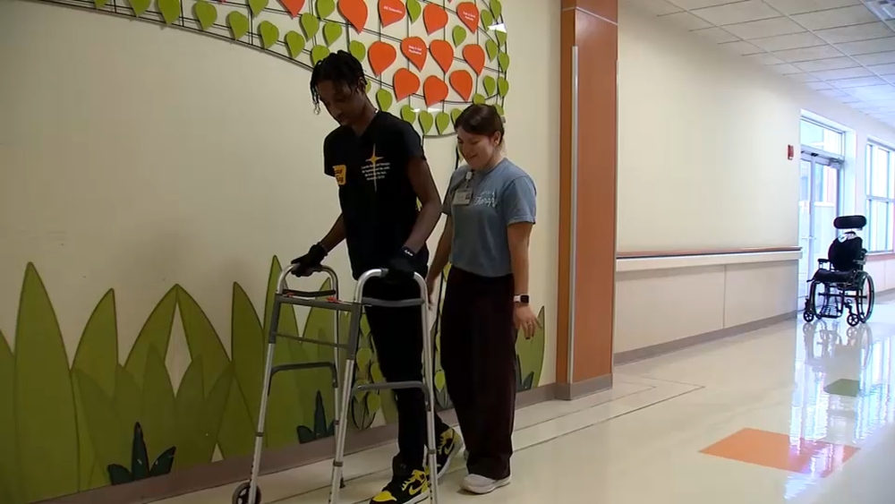 Teen helping others cope with cancer through music