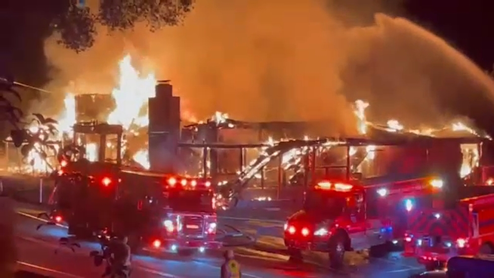 Beloved Snowline Saloon in Oakhurst destroyed by fire