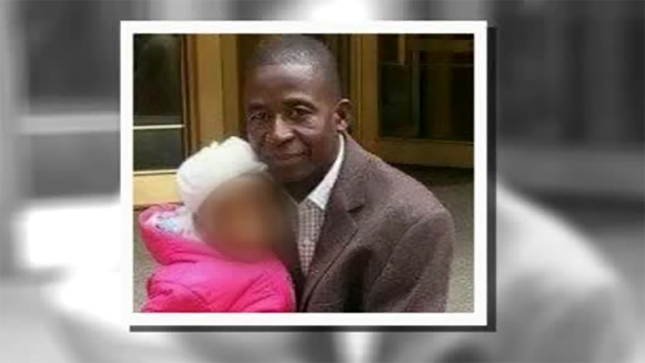 Man surrenders in Bronx vendor beating