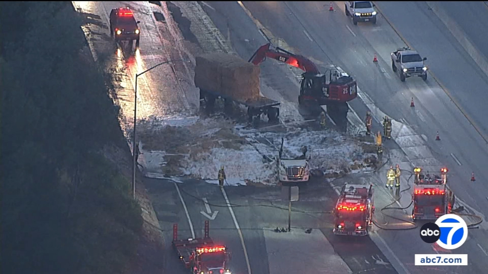 Traffic snarled on westbound 210 Freeway in La Canada Flintridge after semi-truck fire, crash
