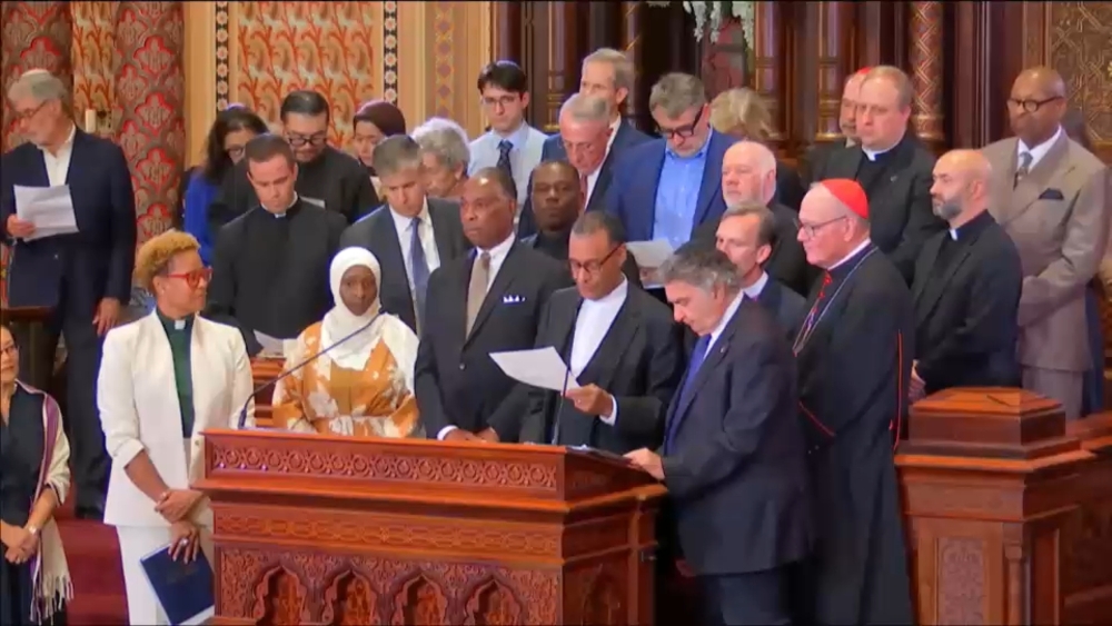 Show of solidarity during Shabbat at Central Synagogue