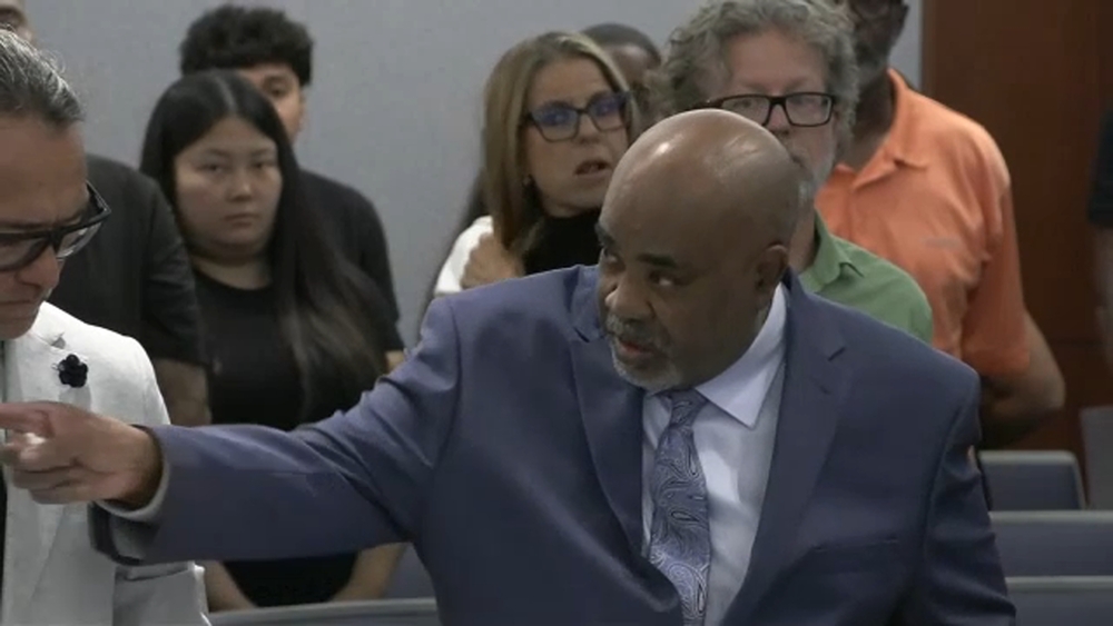 Tupac murder trial: Defendant scolds prosecutor in court