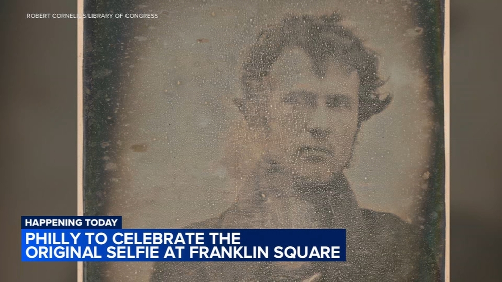 Philly celebrates the original selfie at Franklin Square