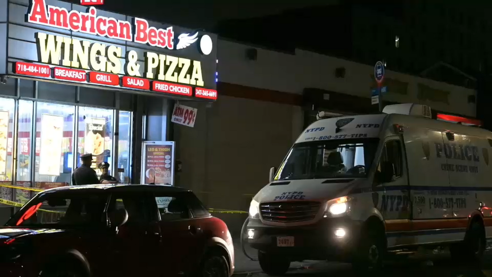 1 man killed, another injured in shooting inside Brooklyn restaurant