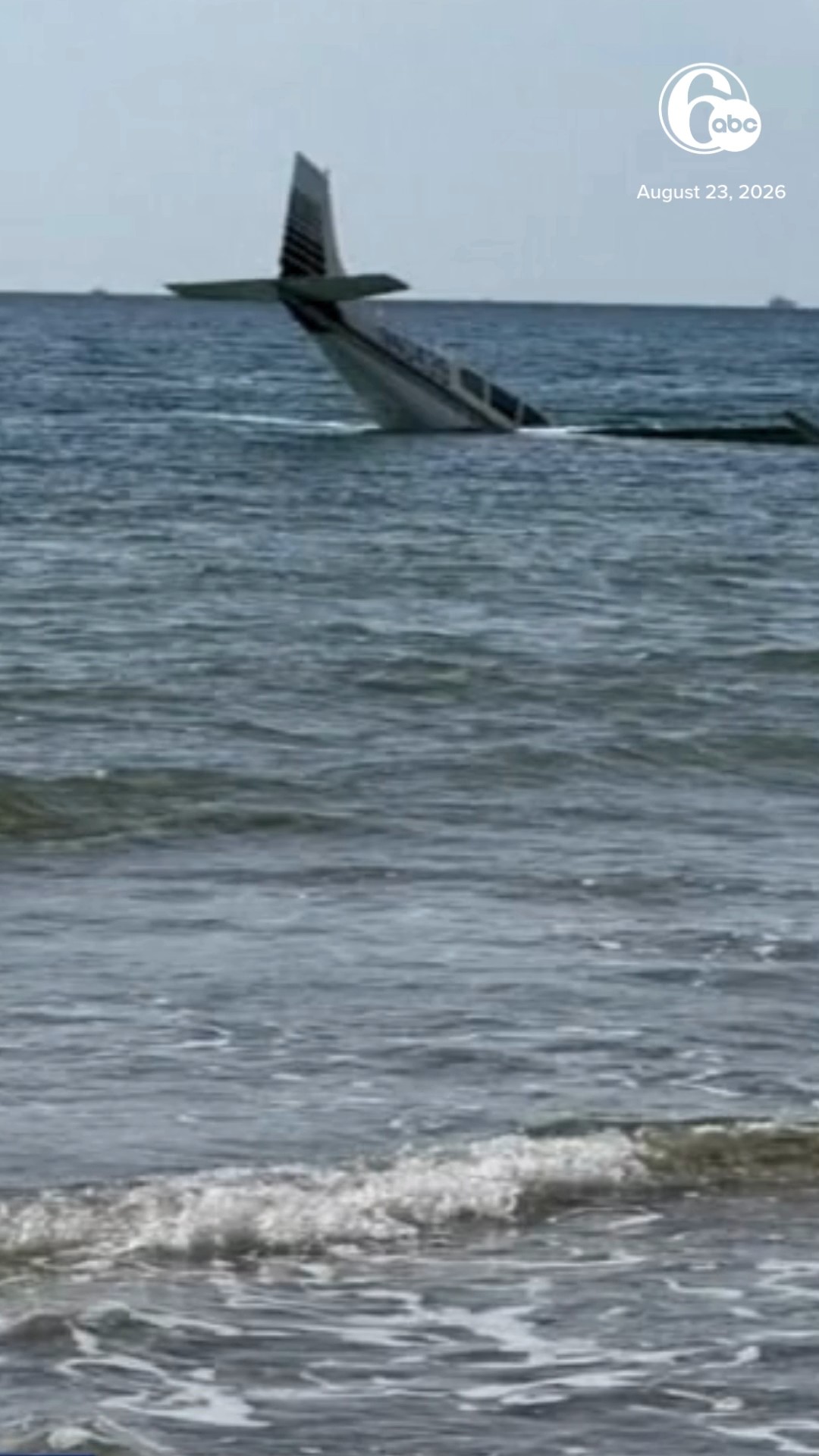 Small plane crashes into Atlantic Ocean off coast in Florida
