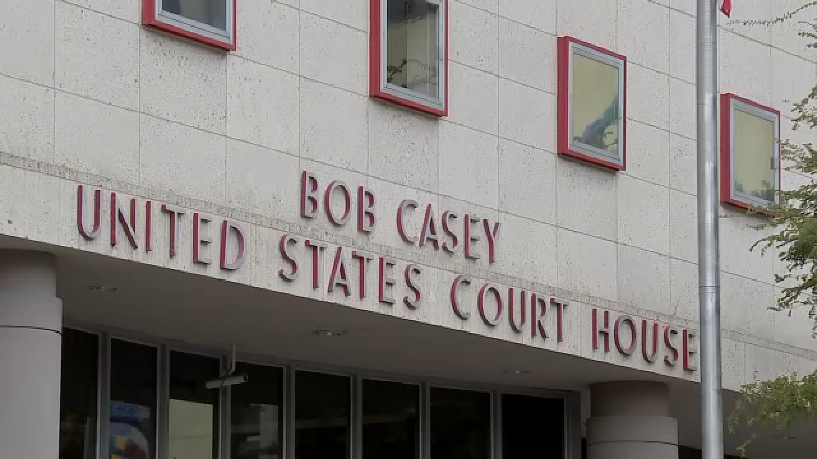 Houston postal carriers charged in alleged $23 million check-theft scheme
      