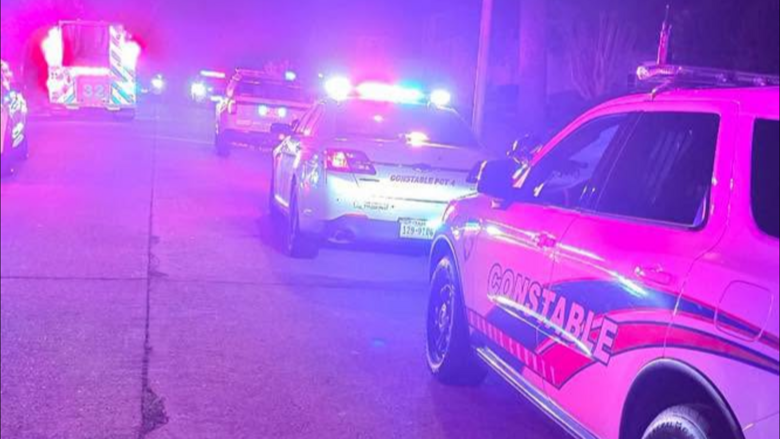 Woman injured, suspect detained after shooting in north Harris County, Pct. 4 says
      