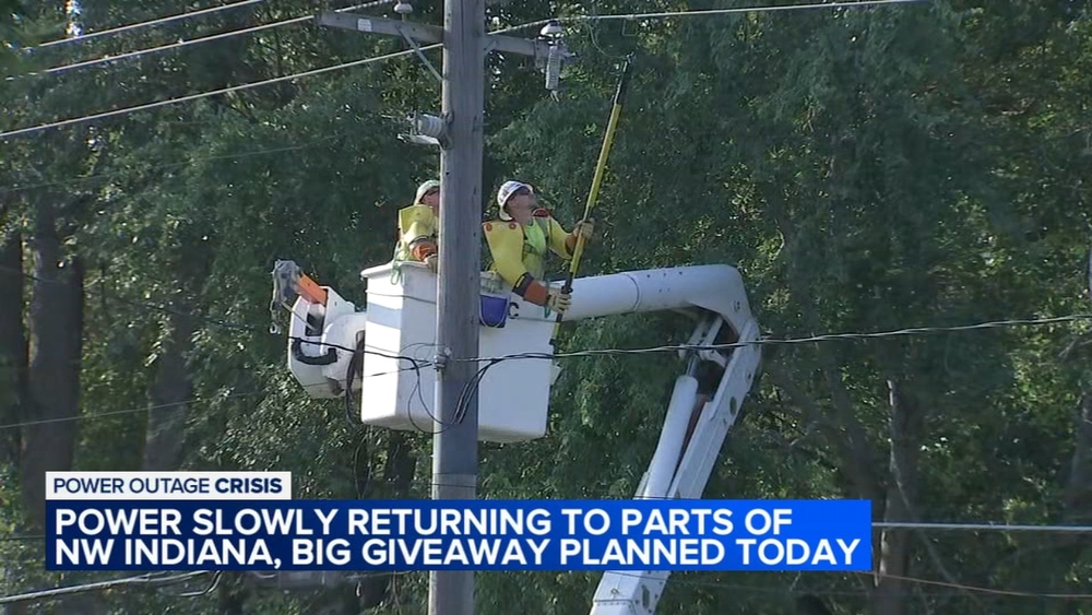NW Ind. students head back to school as power outages continue
