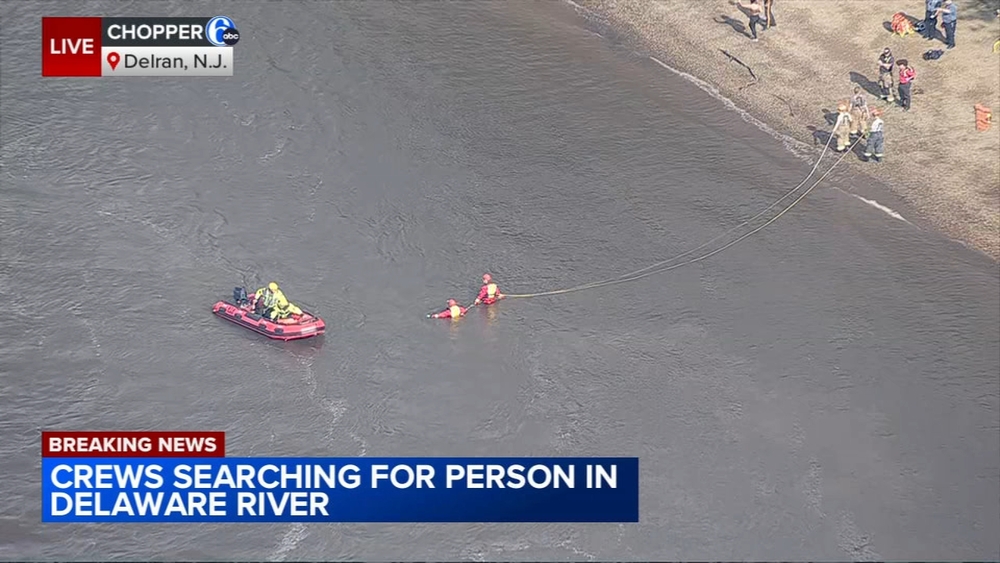 Emergency crews search Delaware River for missing swimmer in NJ