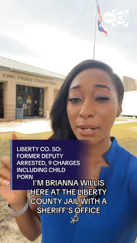 Former deputy facing multiple charges including child porn