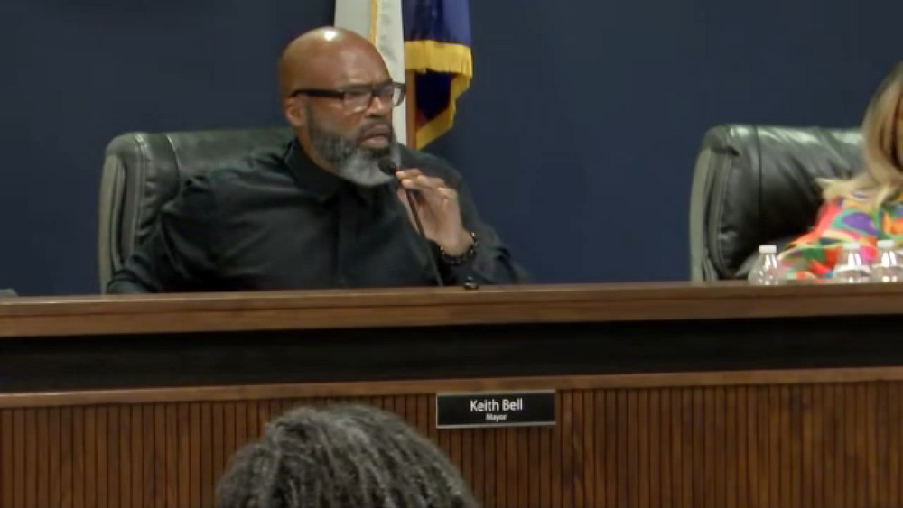 Residents call for La Marque mayor to resign after arrest