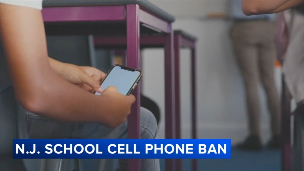 New Jersey school districts implement stricter cell phone restrictions under new state law